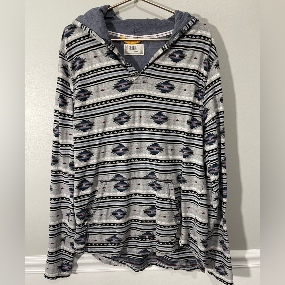 Free Planet Aztec Hoodies Pullover Long Sleeve Size L